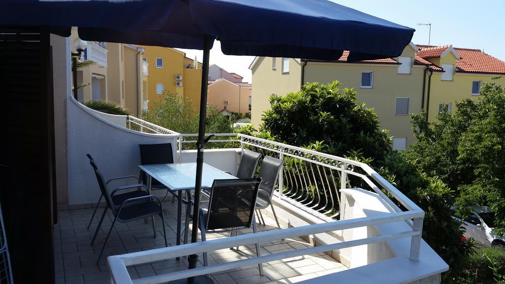 Apartments Labor Vodice Buitenkant foto