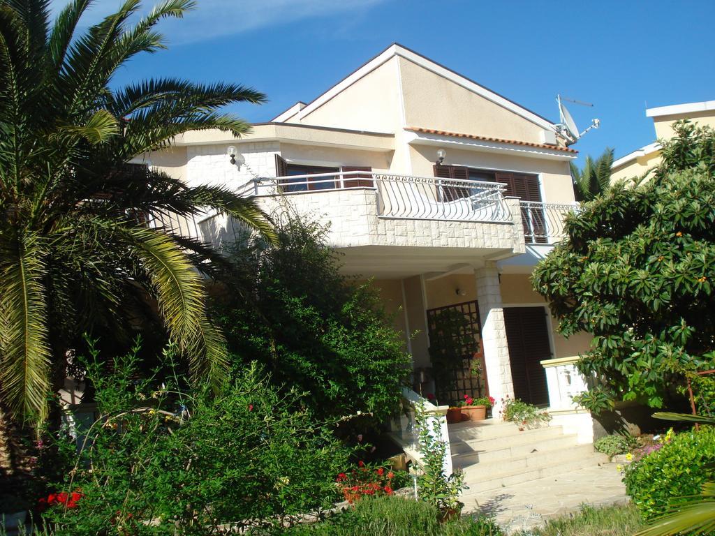 Apartments Labor Vodice Kamer foto
